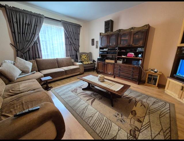 4 BEDROOM HOUSE FOR SALE IN VANDERBIJLPARK SE 3